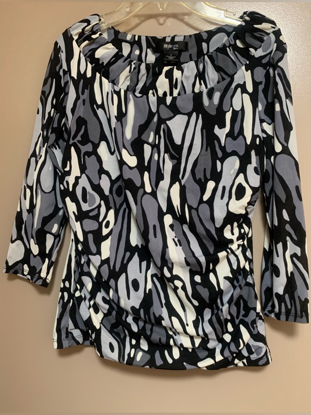 Style & Co. Black, White & Gray Abstract Print 3/4 Sleeve Ruched Sides Top S